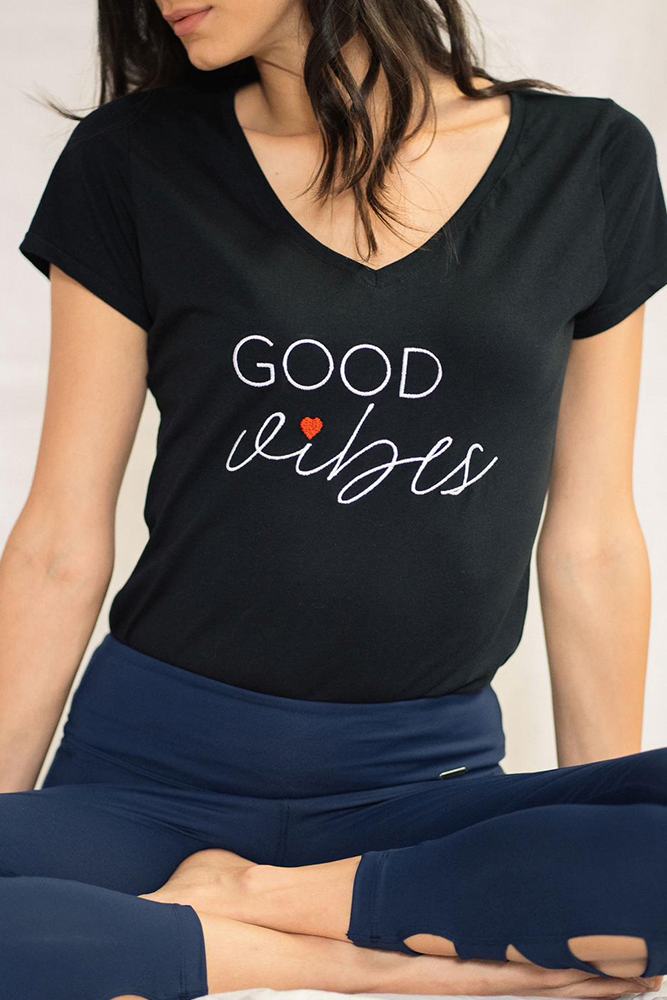 GOOD VIBES TOP