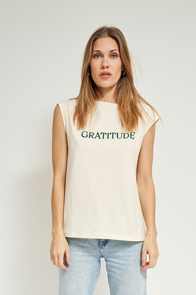 
                      
                        GRATITUDE TOP
                      
                    